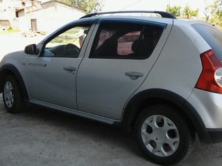 Dacia Sandero foto 3