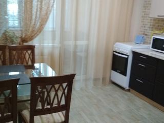 Apartament cu 2 camere, 81 m², Centru, Chișinău foto 8