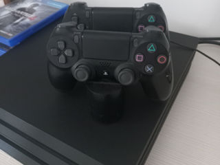 Playstation 4 pro foto 4