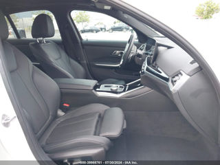 BMW 3 Series foto 10