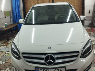 Mercedes B-Class