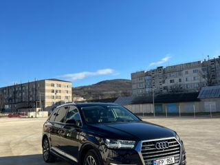 Audi Q7 foto 2