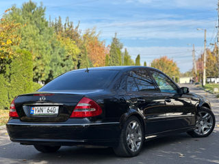 Mercedes E-Class foto 6