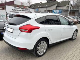 Ford Focus foto 3