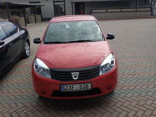 Dacia Sandero foto 2