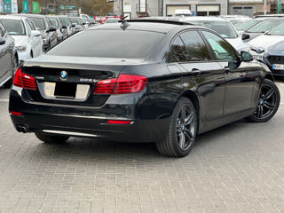 BMW 5 Series foto 4