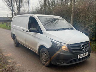 Mercedes Vito foto 2