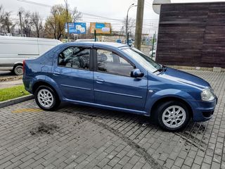 Dacia Logan foto 4