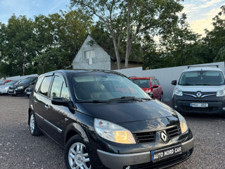 Renault Grand Scenic foto 2