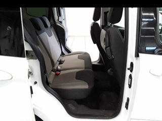 Ford Tourneo Courier foto 9