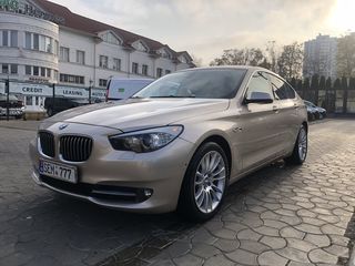 BMW 5 Series foto 7