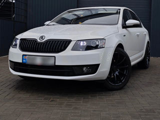 Skoda Octavia foto 2