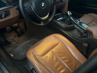 BMW 3 Series foto 7