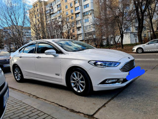 Ford Fusion foto 3