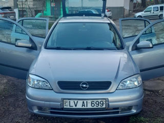 Opel Astra foto 3