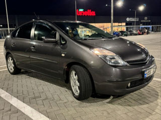 Toyota Prius foto 2