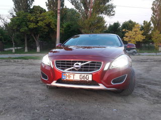 Volvo S60 foto 6