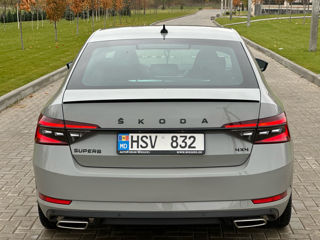 Skoda Superb foto 6