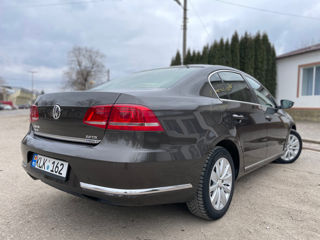 Volkswagen Passat foto 8