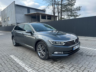 Volkswagen Passat foto 3