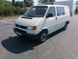 Volkswagen Transporter foto 1