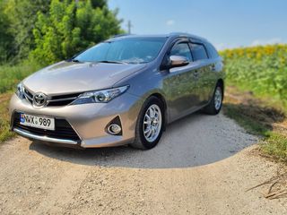 Toyota Auris foto 4