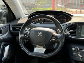 Peugeot 308 foto 11