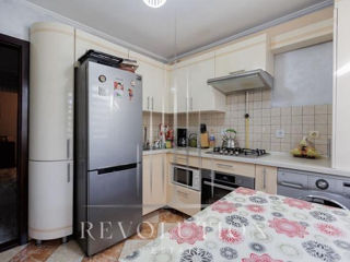 Apartament cu 2 camere, 92 m², Centru, Codru, Chișinău mun. foto 2