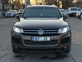 Volkswagen Touareg foto 2