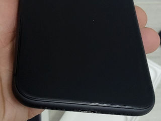 iPhone 11 black 64gb foto 6