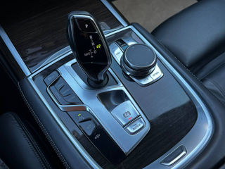 BMW 7 Series foto 14