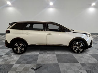 Peugeot 5008 foto 4