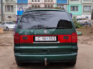 Volkswagen Sharan foto 3