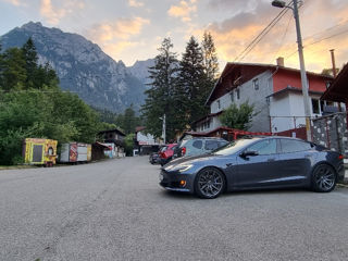 Tesla Model S foto 2