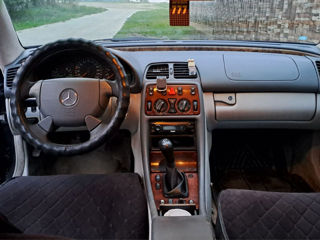 Mercedes CLK-Class foto 6