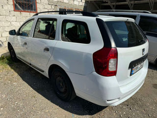 Dacia Logan foto 4