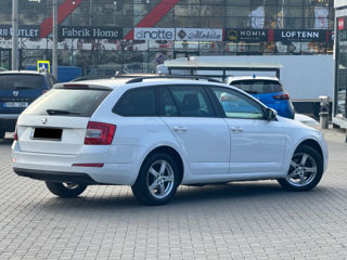 Skoda Octavia foto 4