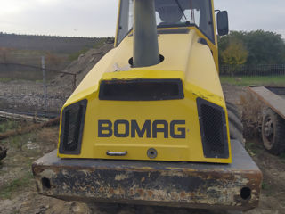 Compactor pentru sol Bomag foto 2