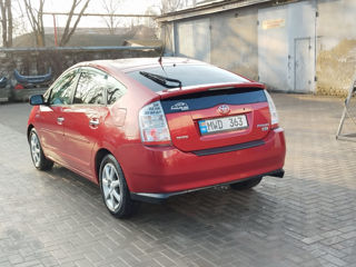 Toyota Prius foto 4