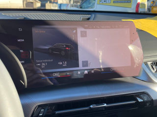 BMW iX1 фото 5