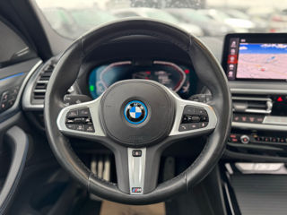 BMW iX3 foto 9