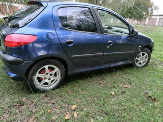 Peugeot 206 foto 6