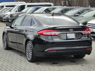 Ford Fusion foto 5