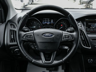 Ford Focus foto 10