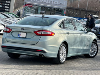 Ford Fusion foto 4