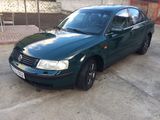 Volkswagen Passat foto 1