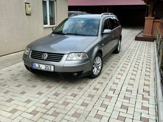 Volkswagen Passat foto 4