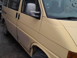 Volkswagen T4 foto 2