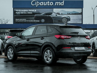 Opel Grandland X foto 2