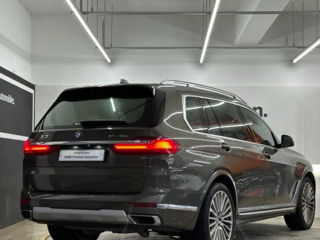 BMW X7 foto 2